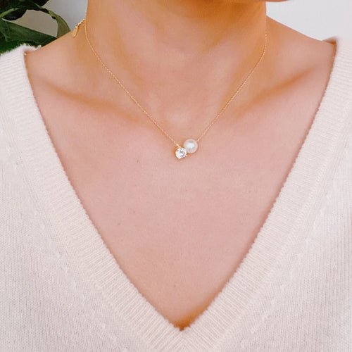 Einzelne Perlen- und Diamant-Halskette